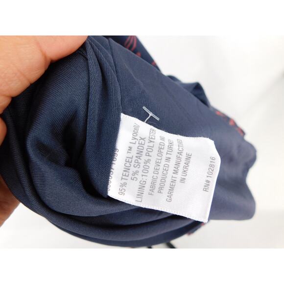 Garnett Hill Women's Red Navy Floral Mock-Neck Jersey Knit Maxi Dress Size Small - Picture 5 of 5